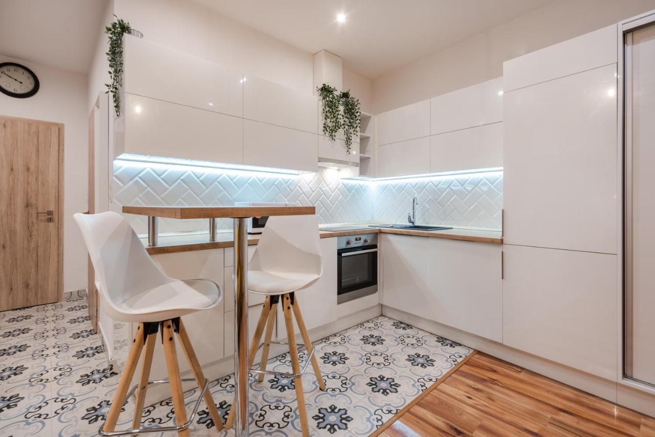Architecture Fan'S Apartment Near Opera House Budapest Bagian luar foto