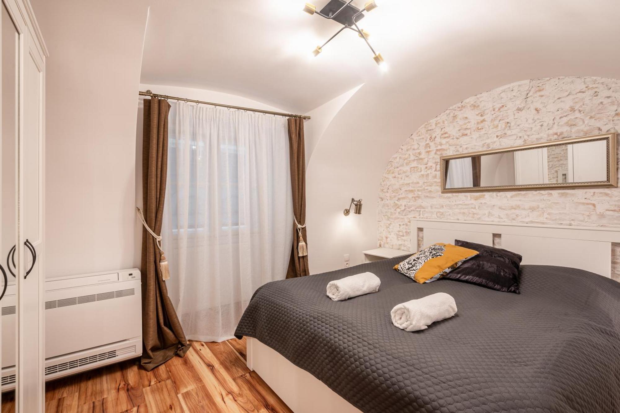 Architecture Fan'S Apartment Near Opera House Budapest Bagian luar foto