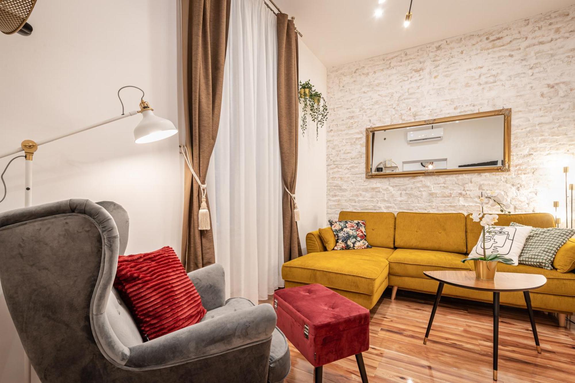 Architecture Fan'S Apartment Near Opera House Budapest Bagian luar foto